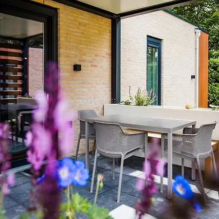 In Veluwe Peaceful Retreat, Cleaning Included * Вортхёйзен