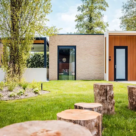 Дом отдыха In Veluwe Peaceful Retreat, Cleaning Included Вортхёйзен